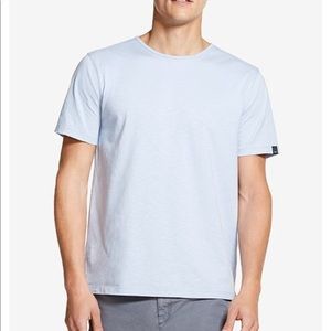 DKNY men’s mercerized solid t-shirt